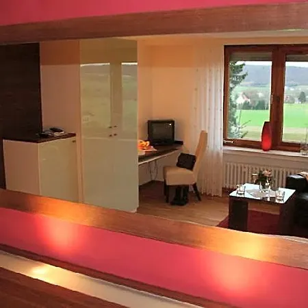 Am Rosenberg 3*