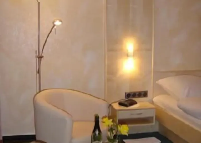 Отель Am Rosenberg 3*